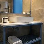 Acropol Golden 公寓式酒店