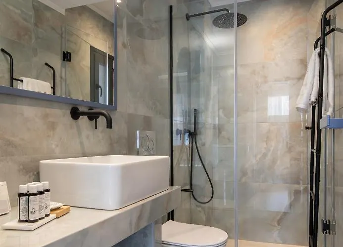 Acropol Golden Apart-hotel 4*