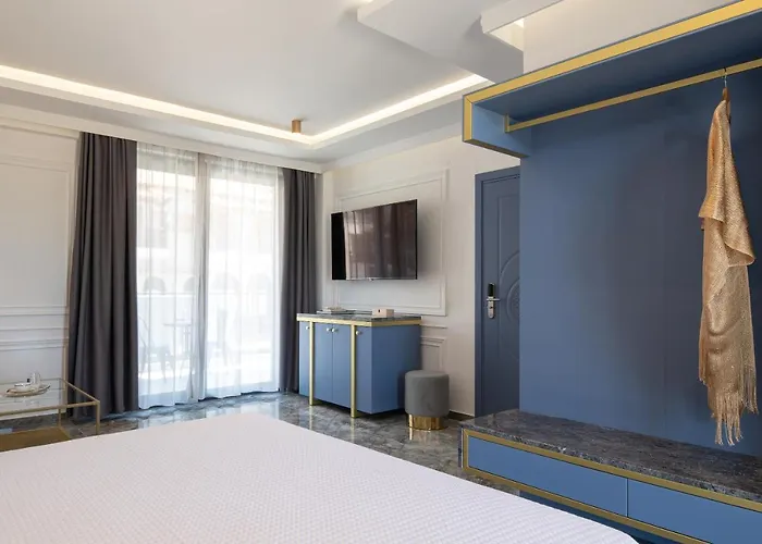 Acropol Golden Néos Marmarás