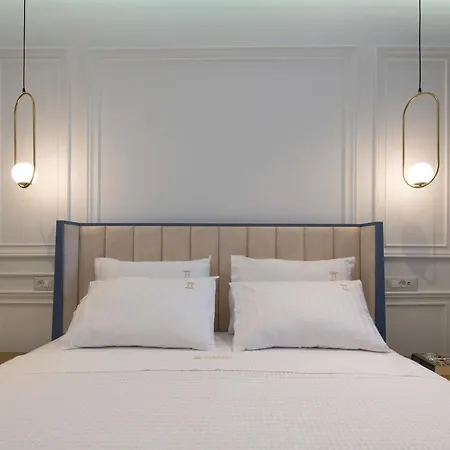 Ξενοδοχείο με διαμερίσματα Acropol Golden 4*